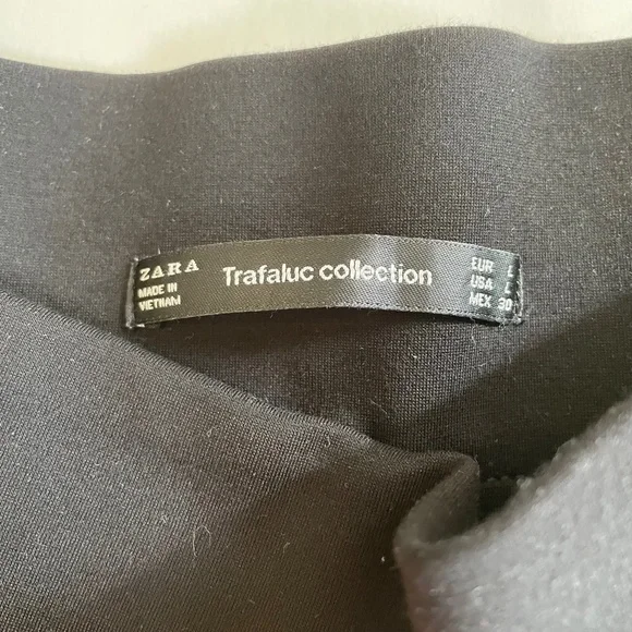 Zara Thick Leggings - Picture 2 of 3